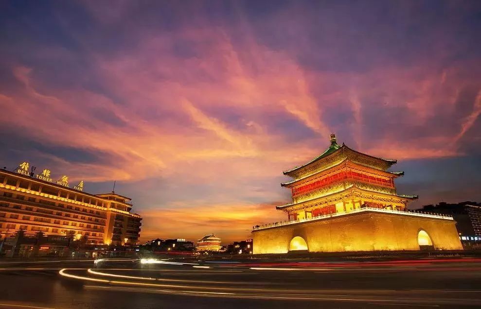 陕西，向尊敬的听众朋友们问好！